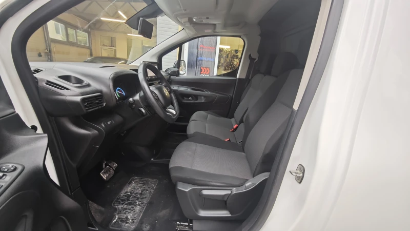 Citroen Berlingo Driver, снимка 12 - Автомобили и джипове - 52295564