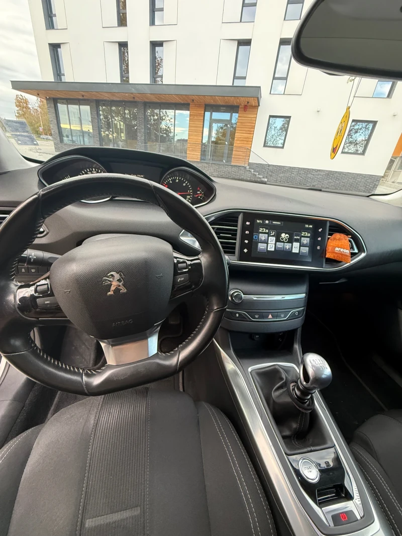 Peugeot 308 Allure, снимка 6 - Автомобили и джипове - 52355173