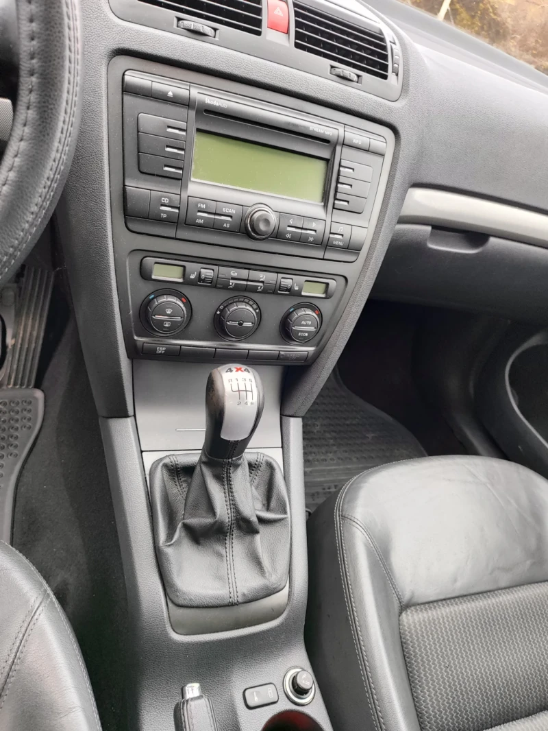Skoda Octavia 1.9 - 105hp- 4x4, снимка 7 - Автомобили и джипове - 52381093