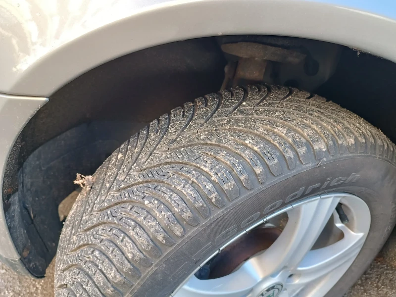 Skoda Octavia 1.9 - 105hp- 4x4, снимка 17 - Автомобили и джипове - 52381093