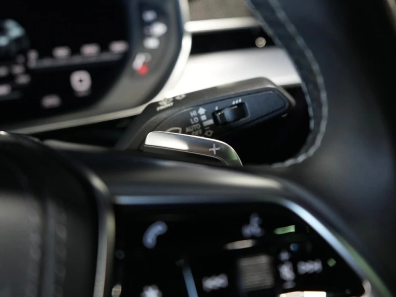 Audi S8 * PANO/HUD/360 CAM/B&O/21 IN RIM/EXTENDED WARRANTY, снимка 15 - Автомобили и джипове - 52842984