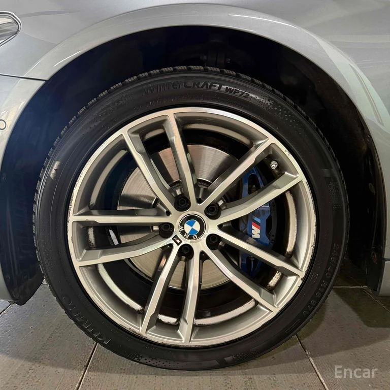 BMW 530 M* SPORT* PLUS* ПОДГРЕВ* ОБДУХВАНЕ* КАМЕРА* LANE* , снимка 9 - Автомобили и джипове - 54415877