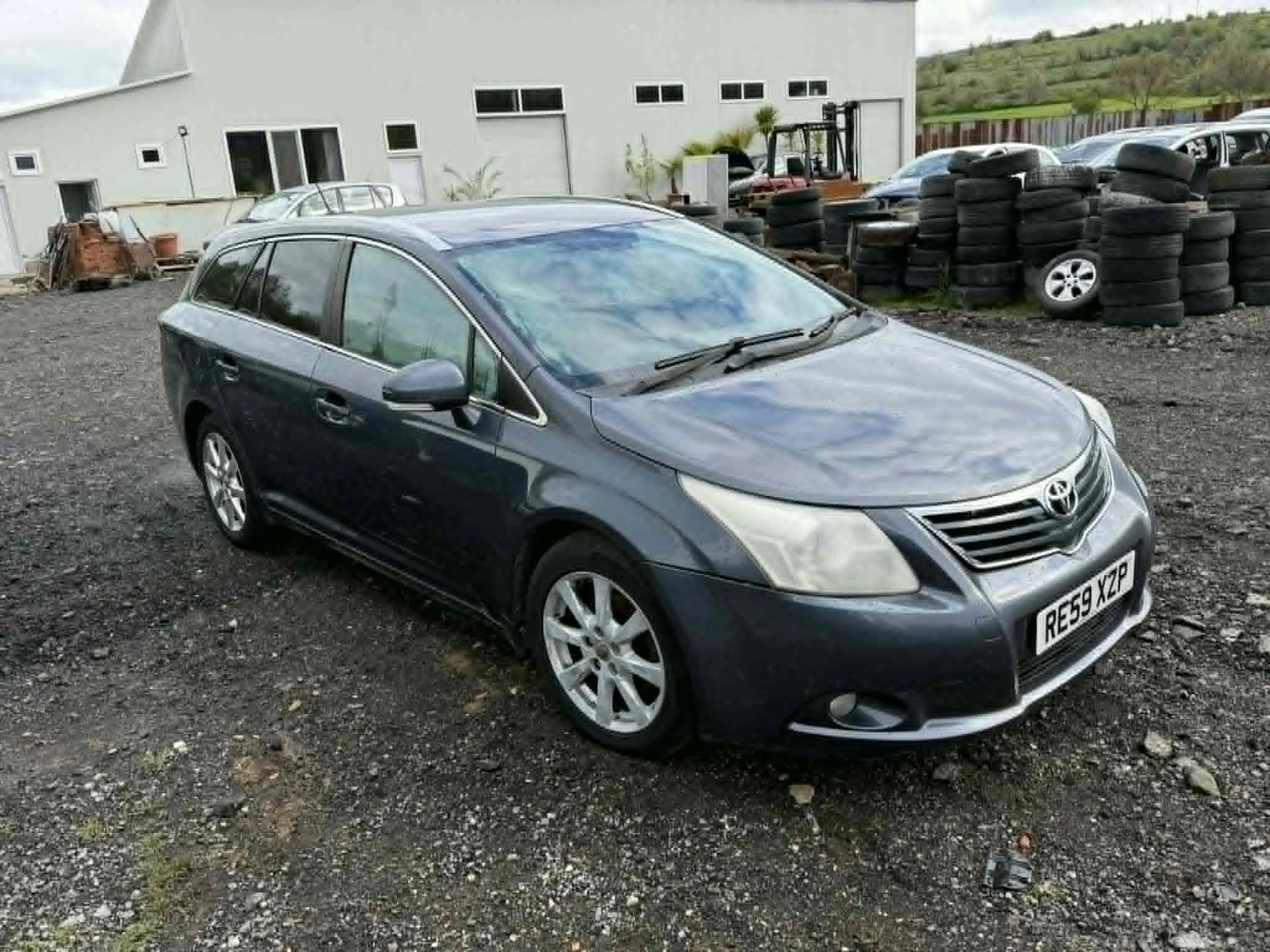 Toyota Avensis 2.0D-4D 126к.с НА ЧАСТИ, снимка 6 - Автомобили и джипове - 52982200