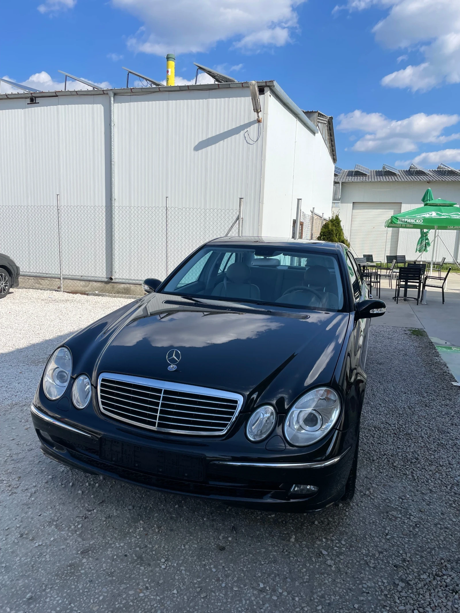 Mercedes-Benz E 350  - изображение 4