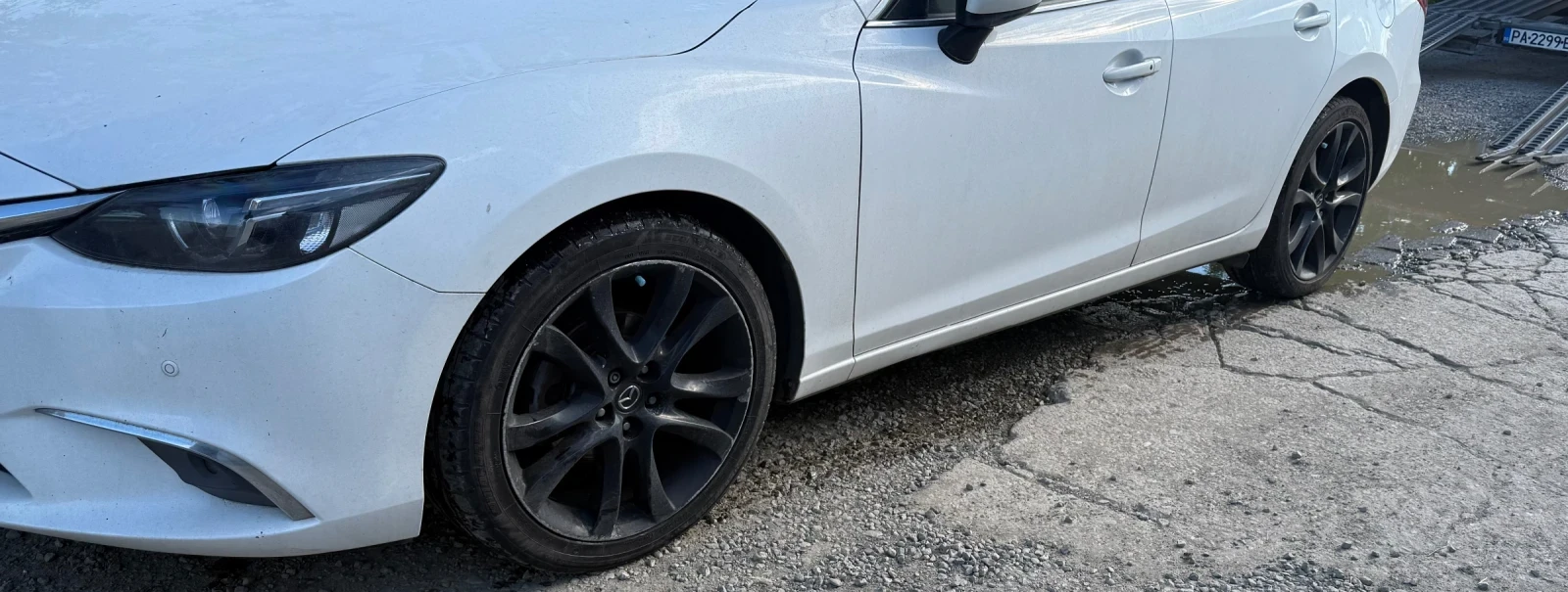 Mazda 6 2.2 d - изображение 3