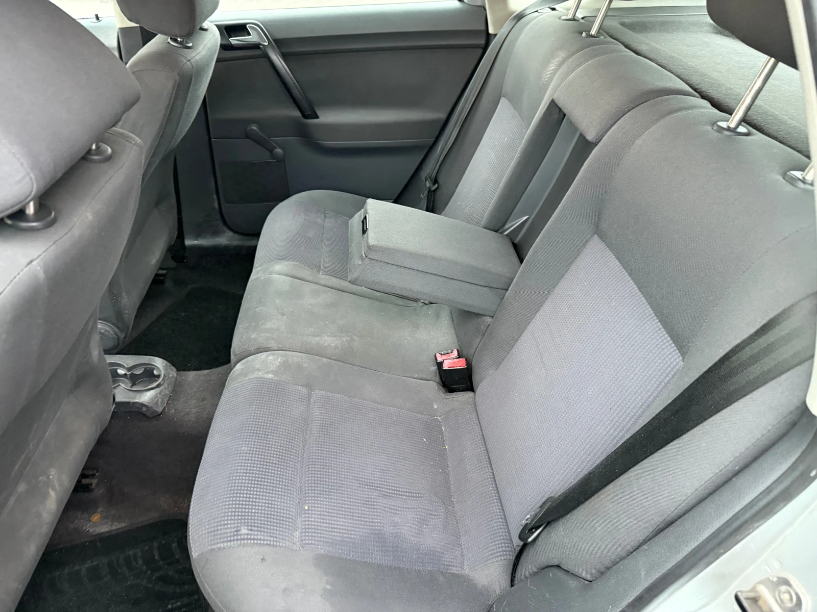 VW Polo 1.4 дизел - изображение 10