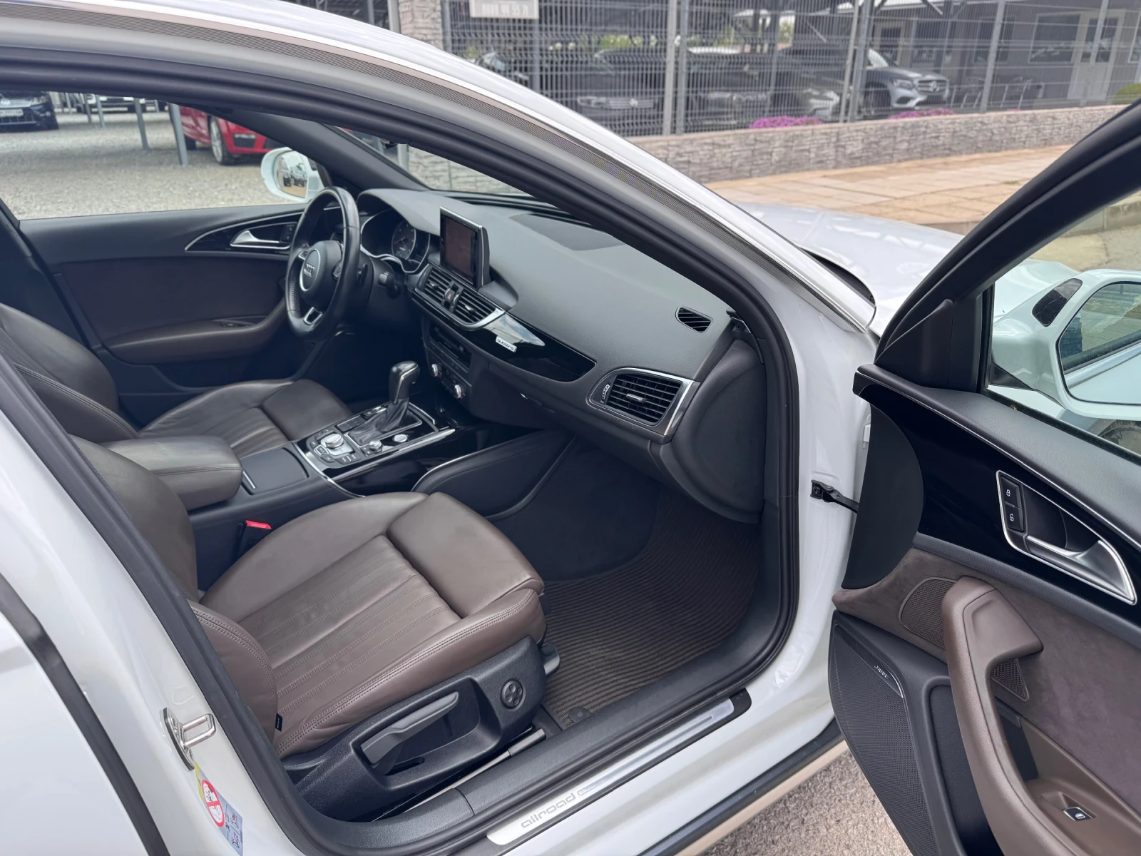 Audi A6 Allroad 3.0TDI 272кс * ПЕРФЕКТЕН*  - изображение 9