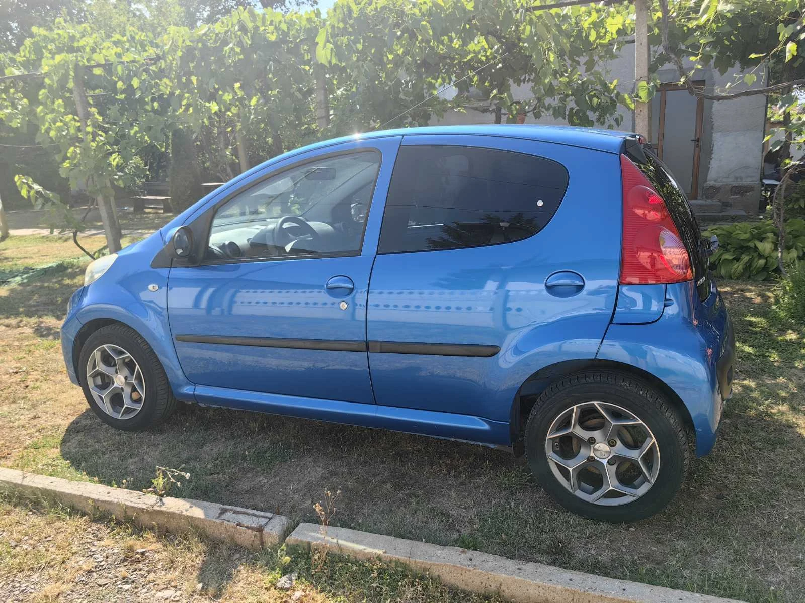Peugeot 107  - изображение 5