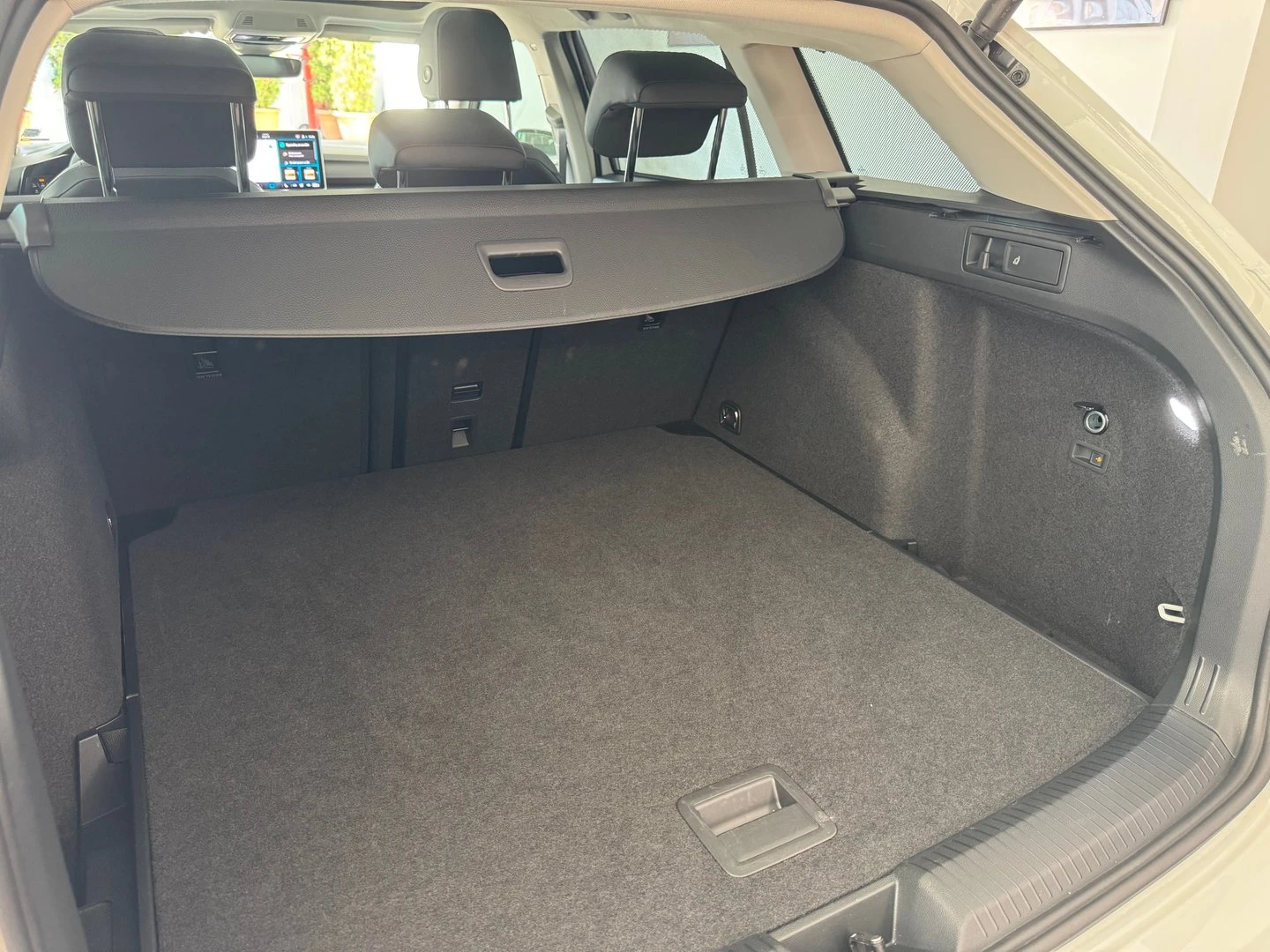 VW Golf Variant 8 Style 1.5 eTSI OPF DSG | Mobile.bg � ����������� 14