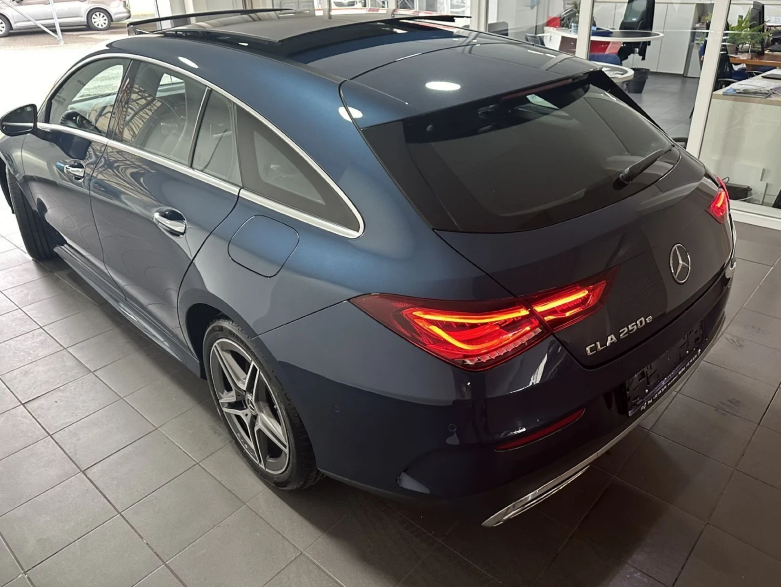 Mercedes-Benz CLA 250 e Shooting Brake.Kamera.Navi.Led.Panorama AMG - изображение 3