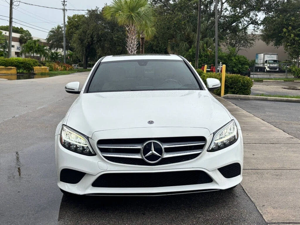 Mercedes-Benz C 300 C 300 RWD - изображение 2