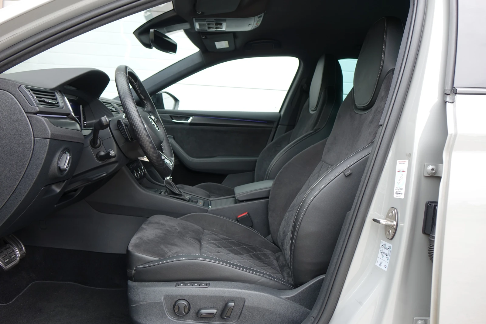 Skoda Superb SPORT LINE* 4X4* LED* CANTON*  | Mobile.bg   13