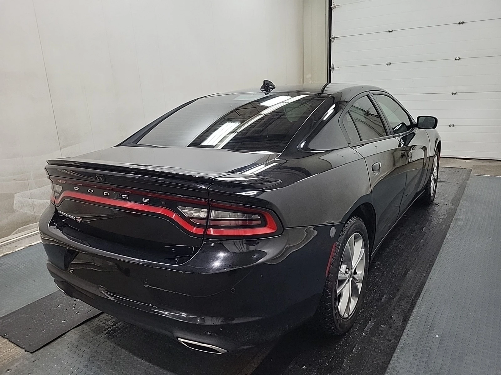 Dodge Charger SXT* CARFAX* АВТОФИНАНСИРАНЕ*  - изображение 6