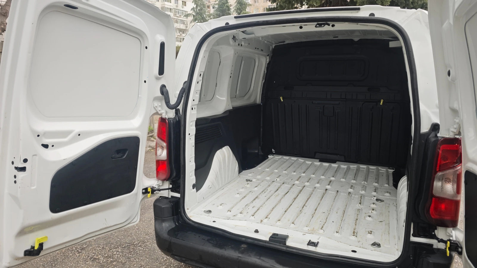 Citroen Berlingo Driver - изображение 8