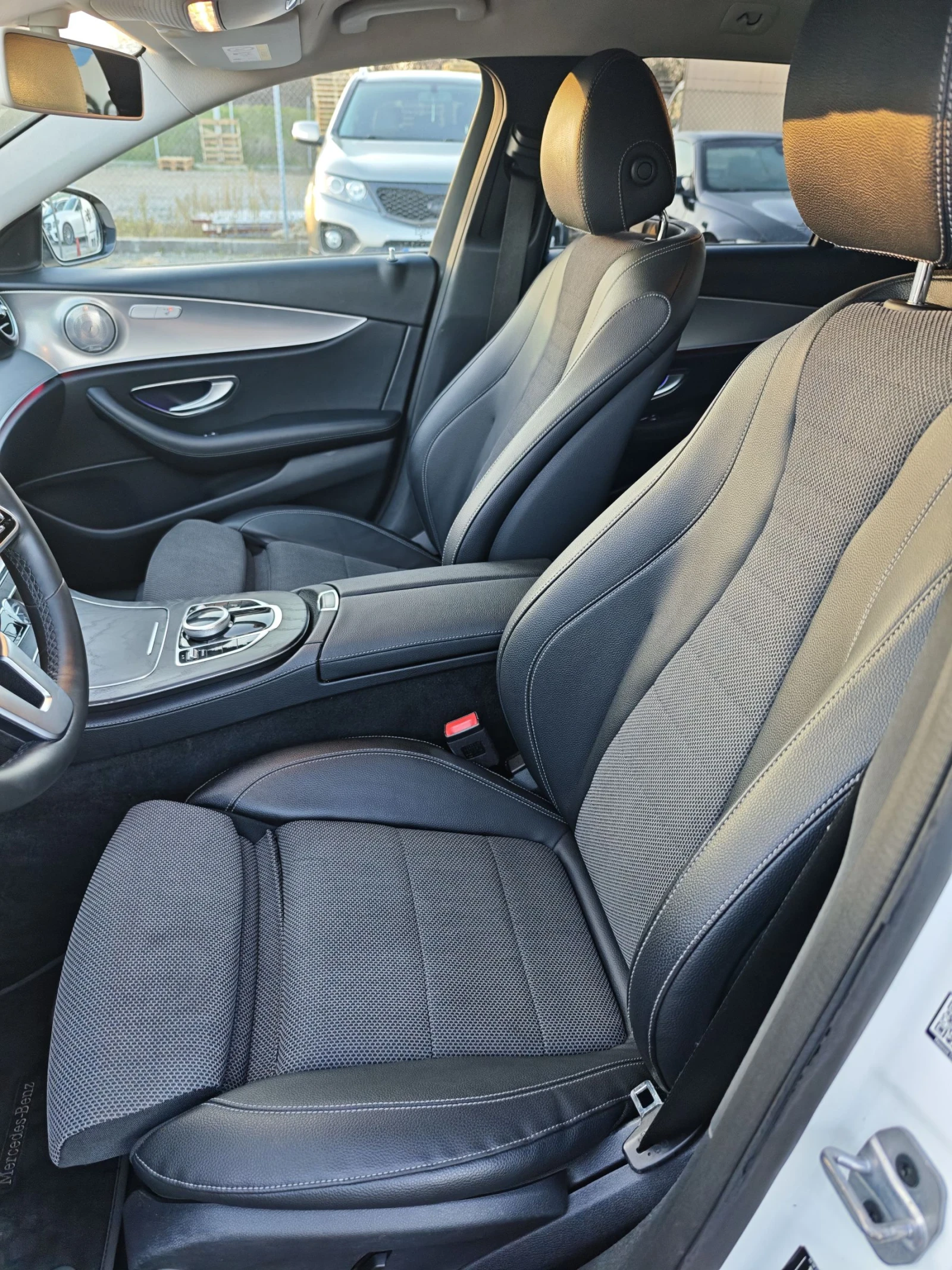 Mercedes-Benz E 220 FACE DIGITAL FULL - изображение 9