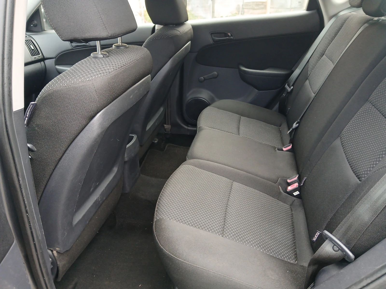 Hyundai I30 1.4i - изображение 6