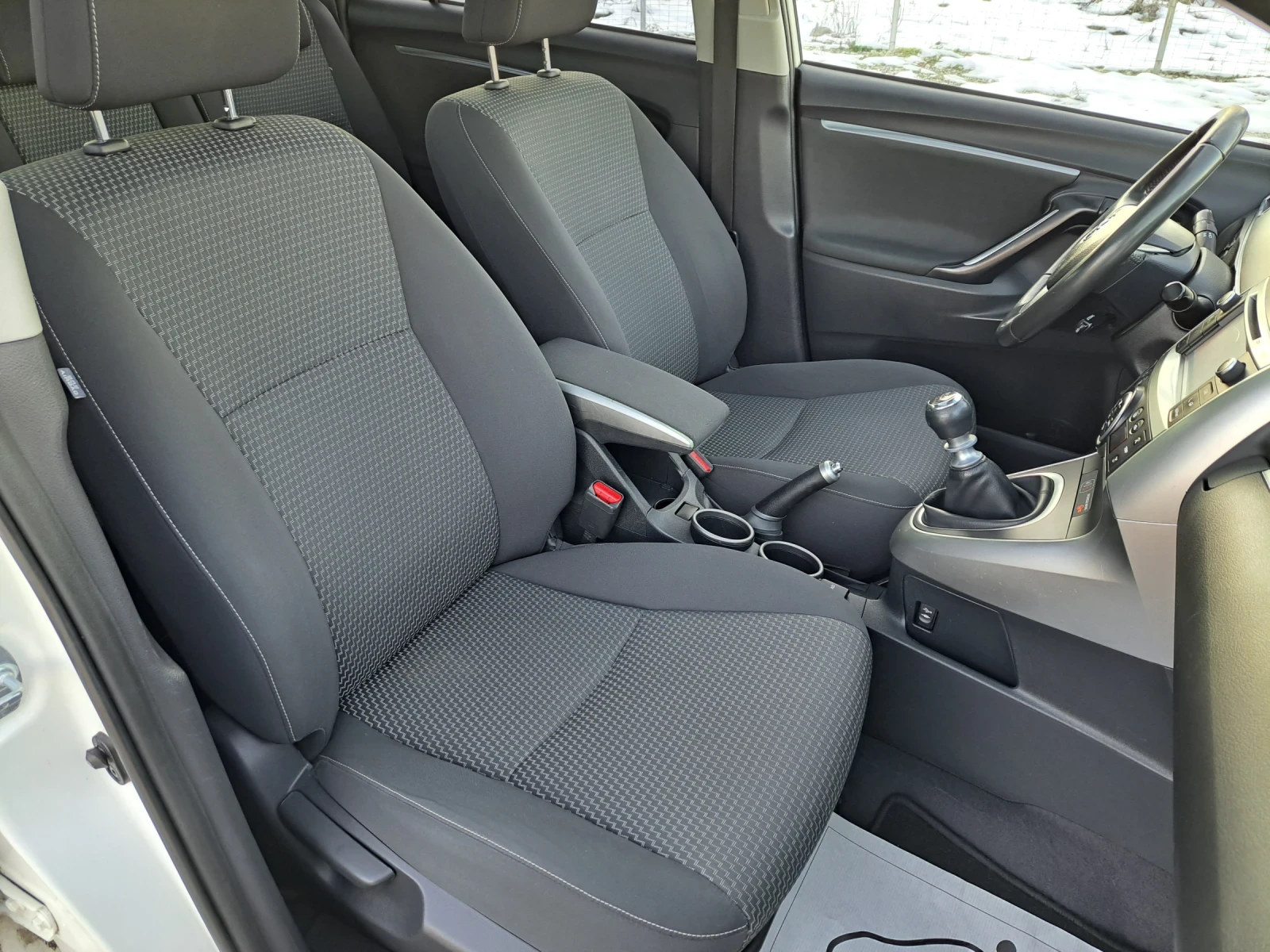 Toyota Verso 1.6 D-4D 112 k.c | Mobile.bg � ����������� 12