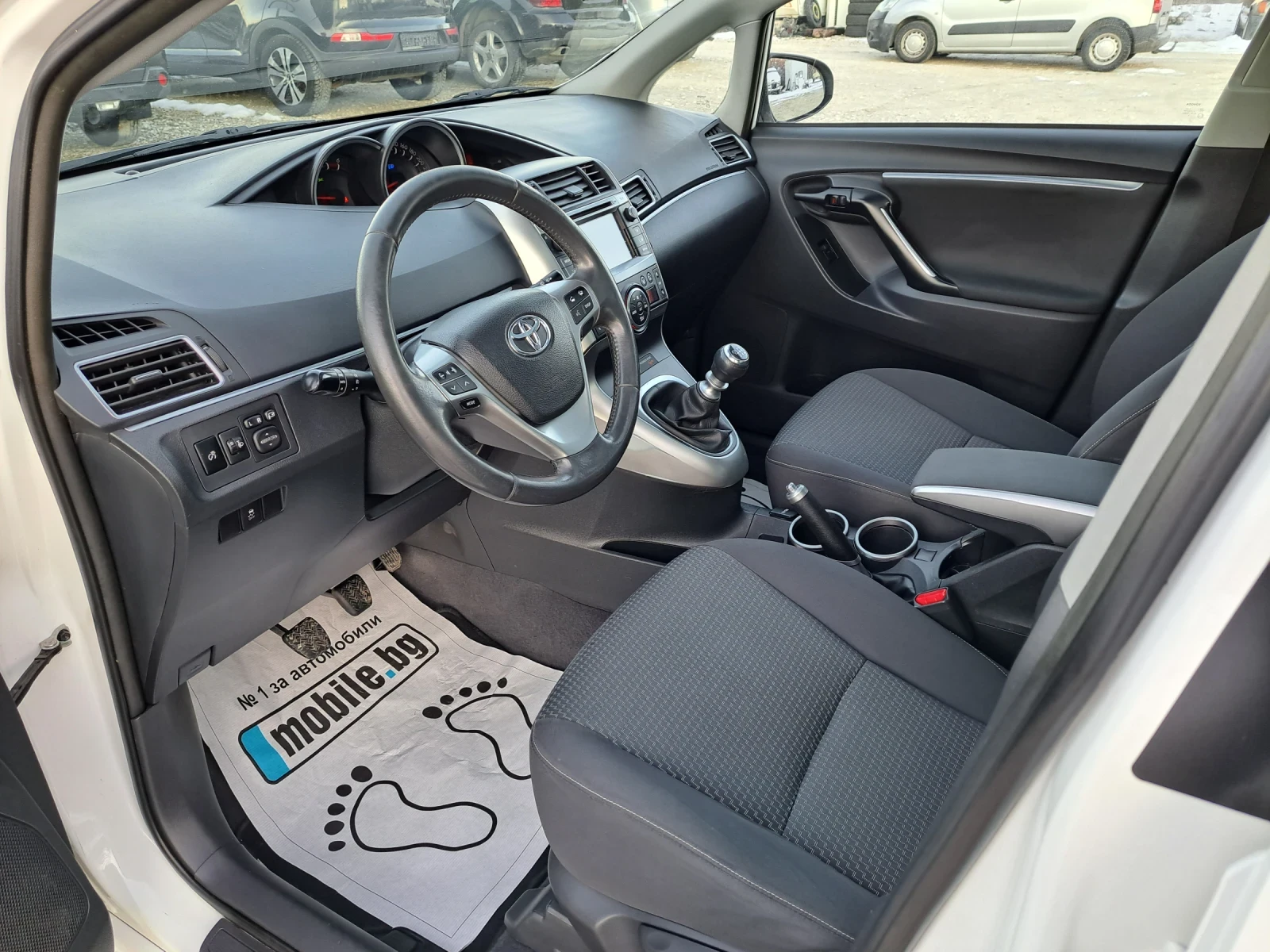 Toyota Verso 1.6 D-4D 112 k.c - изображение 9