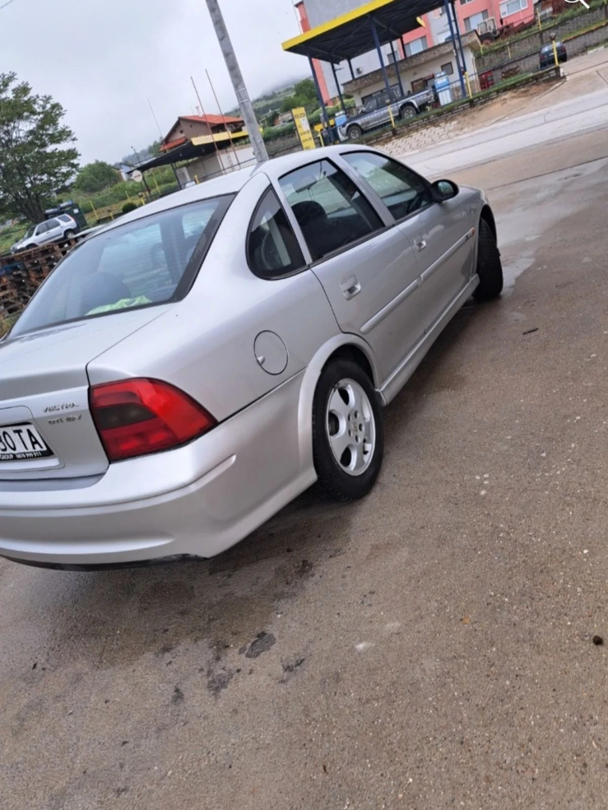 Opel Vectra 2.0 - изображение 4