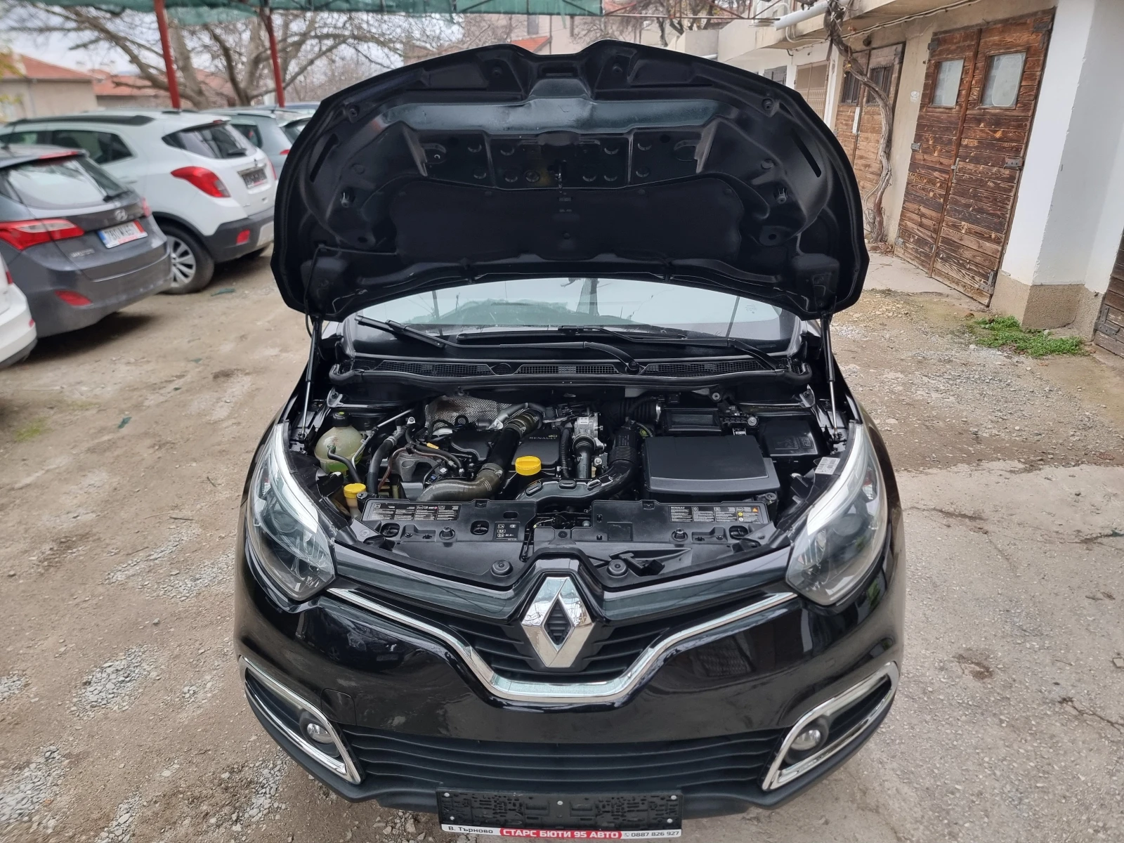 Renault Captur 1.5dci NAVI, снимка 15 - Автомобили и джипове - 53712229
