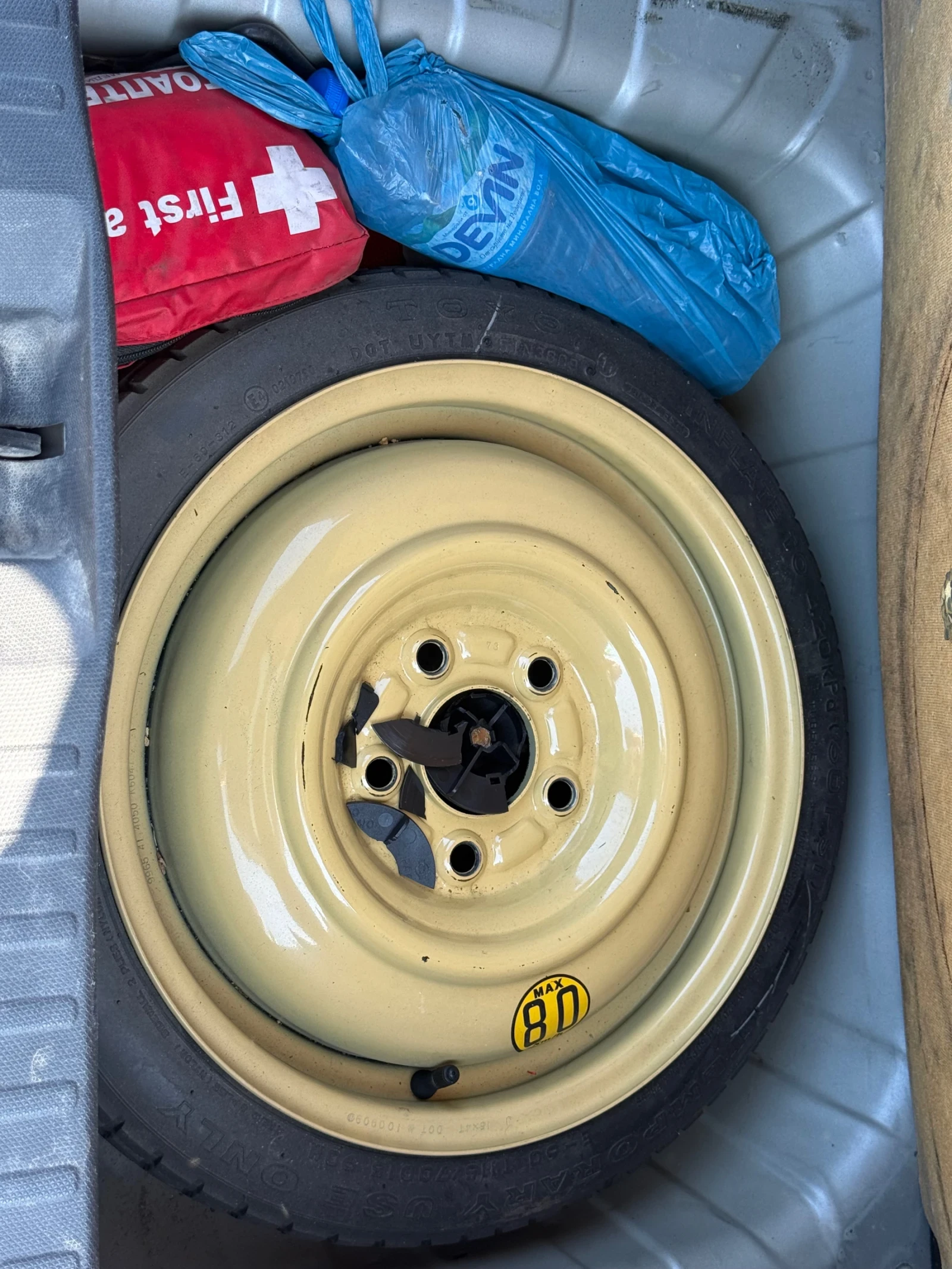 Nissan Micra 1.5dci, снимка 12 - Автомобили и джипове - 53862844