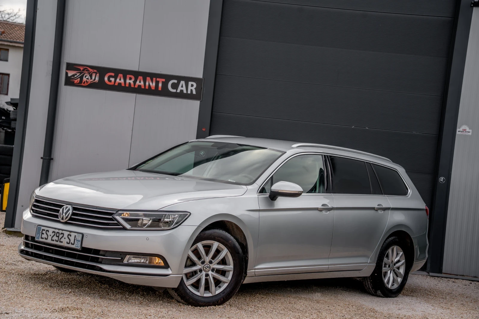 VW Passat Avtomat 120ks, снимка 2 - Автомобили и джипове - 53966138