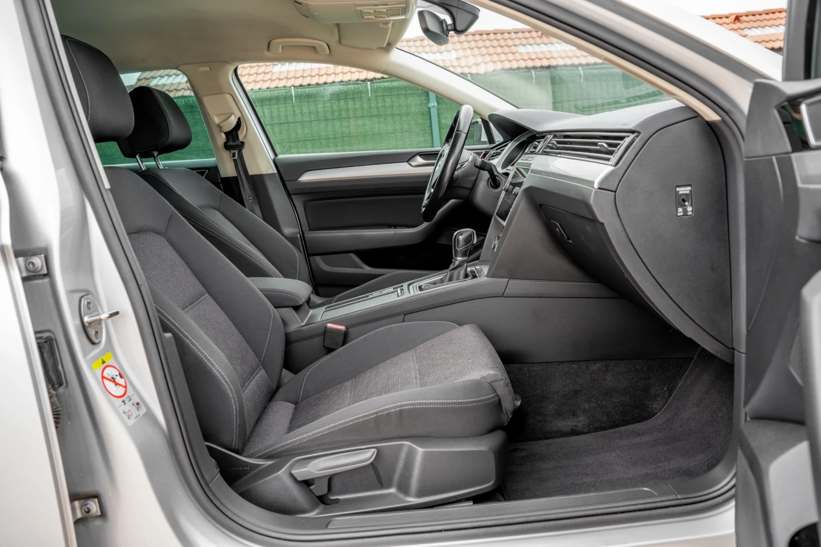 VW Passat Avtomat 120ks, снимка 12 - Автомобили и джипове - 53966138