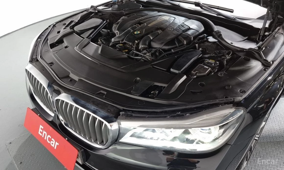 BMW 750, снимка 6 - Автомобили и джипове - 53988873