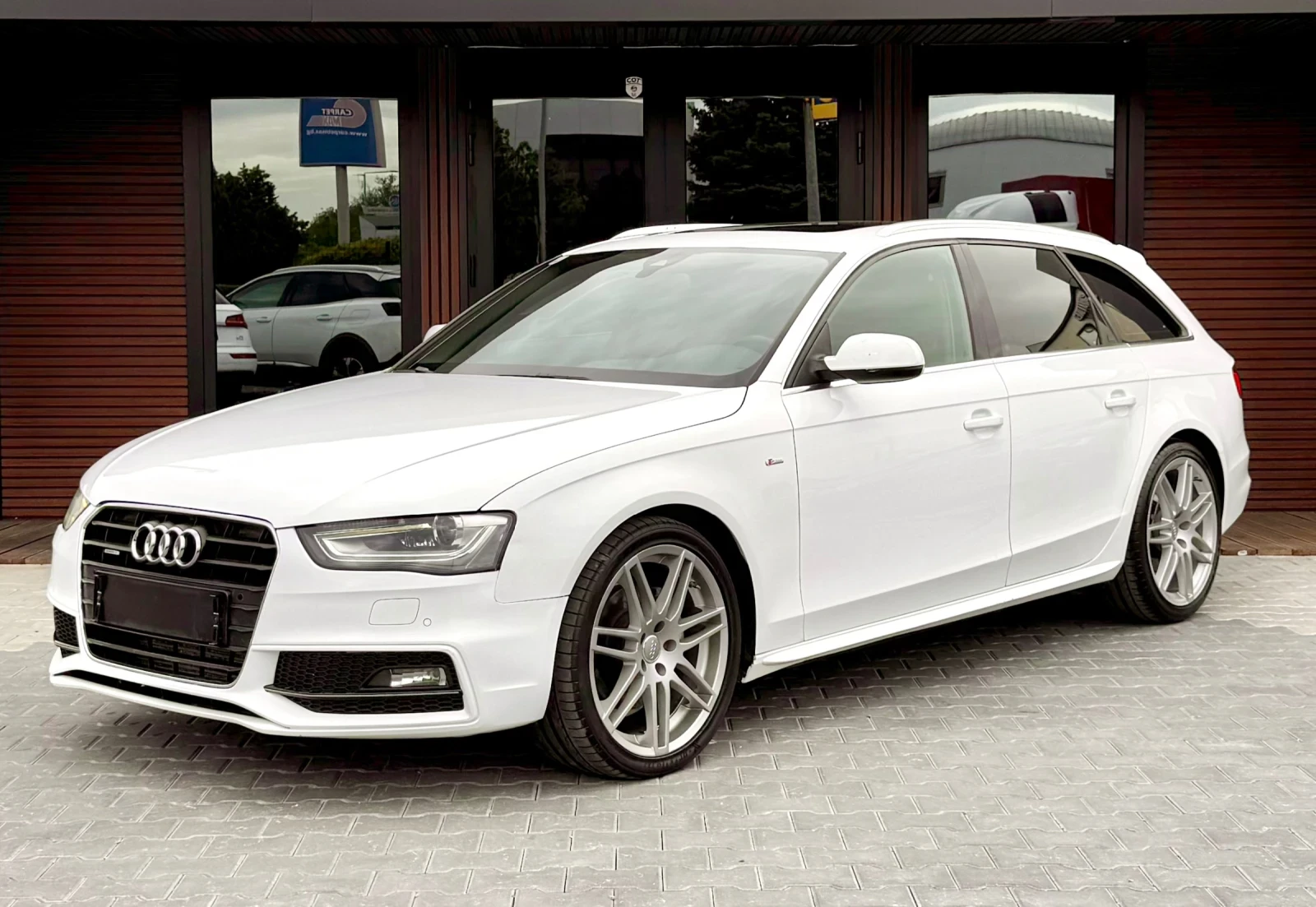 Audi A4 3x Sline* QUATTRO* BANG&OLUFSEN* Shadow Line* КАМЕ, снимка 3 - Автомобили и джипове - 54507903