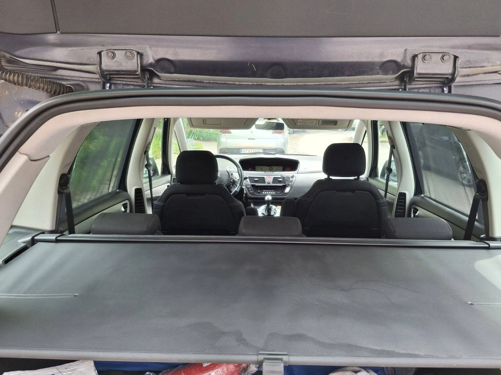 Citroen C4 Picasso, снимка 12 - Автомобили и джипове - 54568021