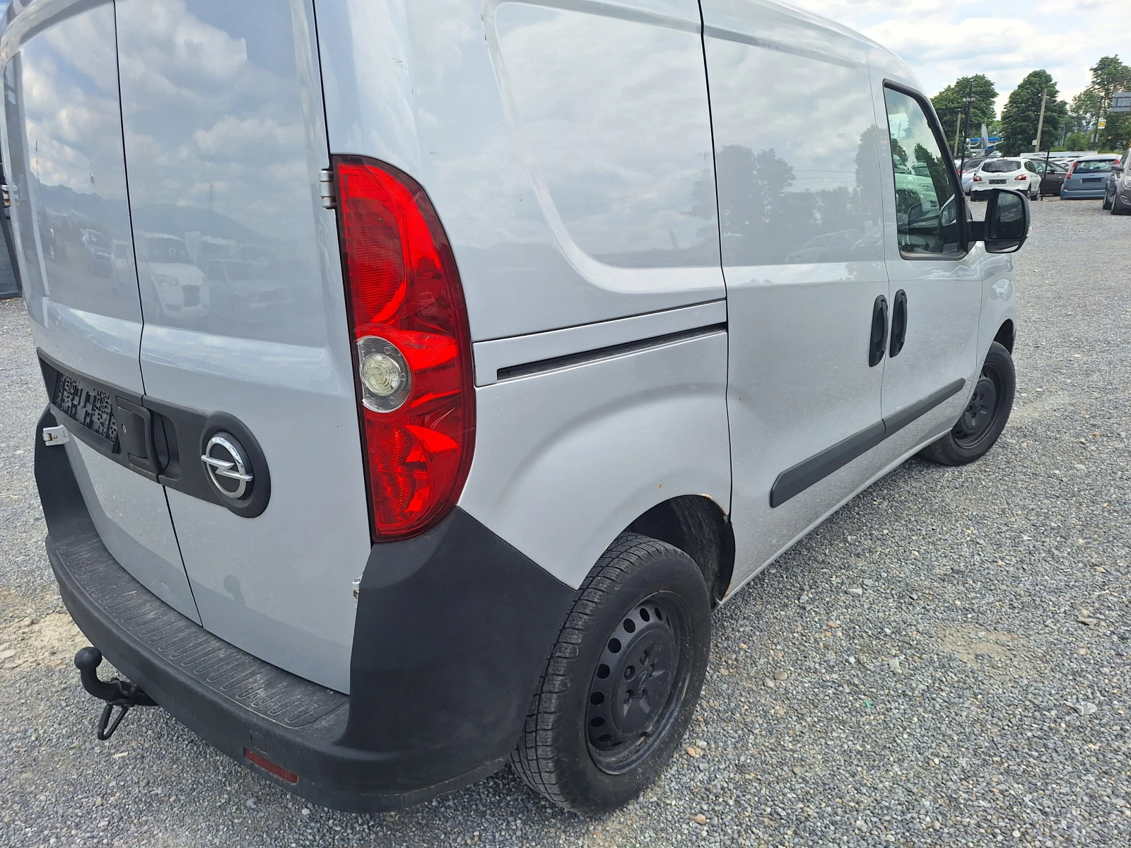 Opel Combo 1.3cdti, снимка 4 - Автомобили и джипове - 54632944