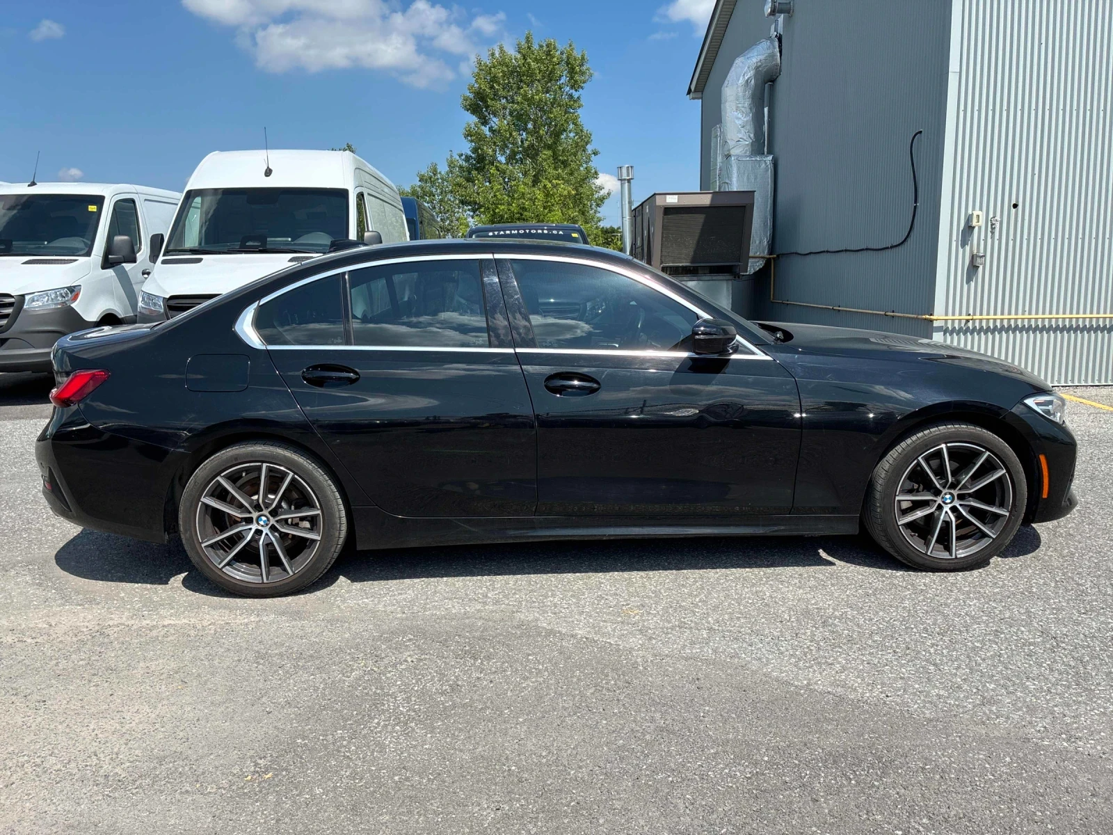 BMW 330 ДВА КЛЮЧА* ПОДГРЕВ* KEYLESS* CARFAX , снимка 2 - Автомобили и джипове - 55244026