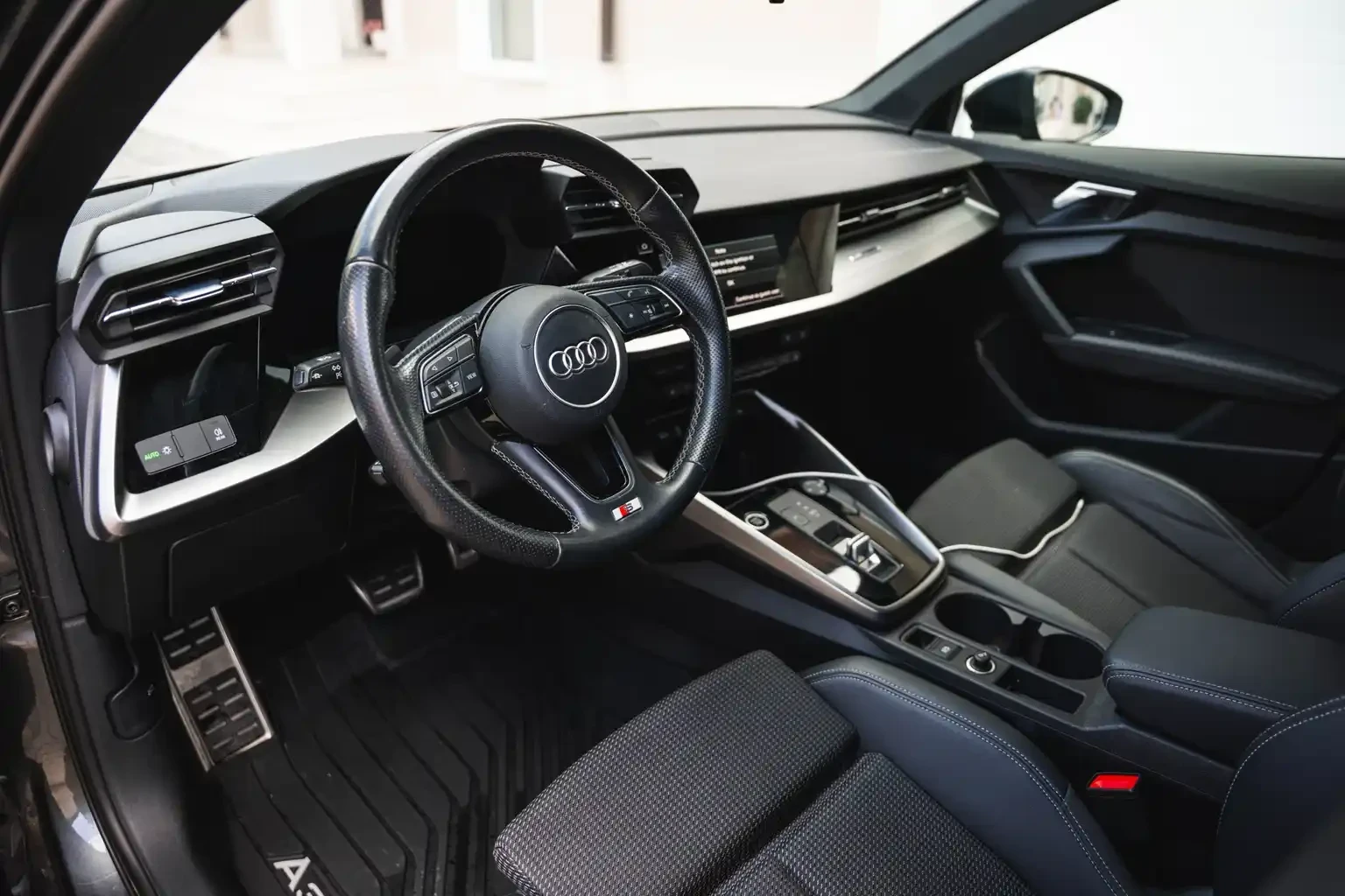 Audi A3, снимка 7 - Автомобили и джипове - 55435399