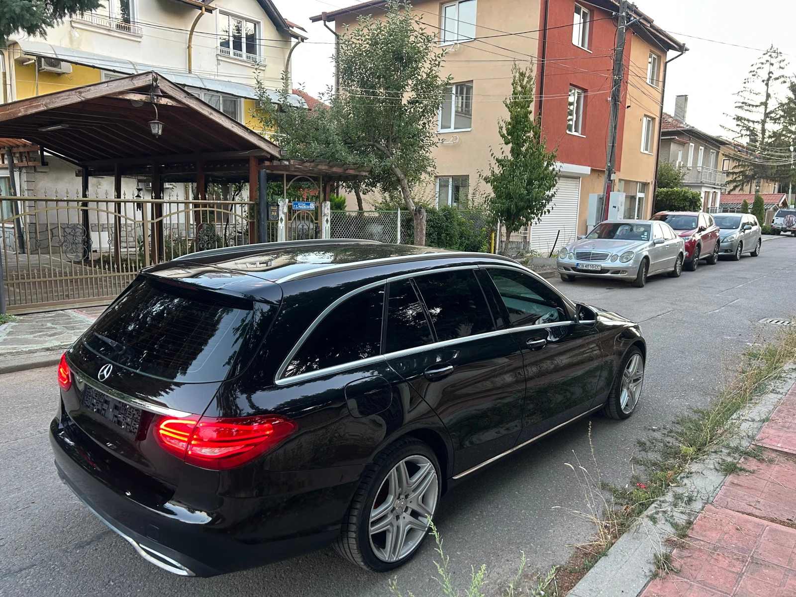 Mercedes-Benz C 220 2, 2NAVI KOJA AVTOMAT, снимка 4 - Автомобили и джипове - 56121359