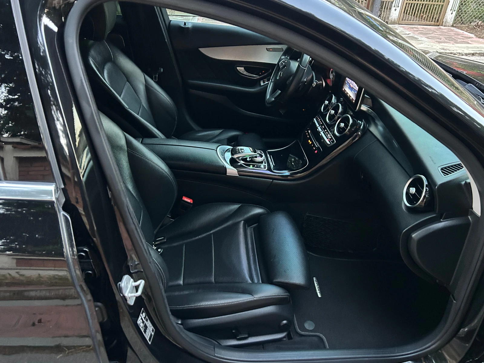 Mercedes-Benz C 220 2, 2NAVI KOJA AVTOMAT, снимка 11 - Автомобили и джипове - 56121359