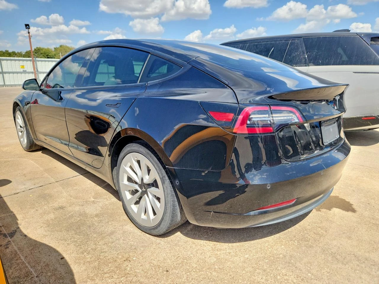 Tesla Model 3, снимка 2 - Автомобили и джипове - 56614183