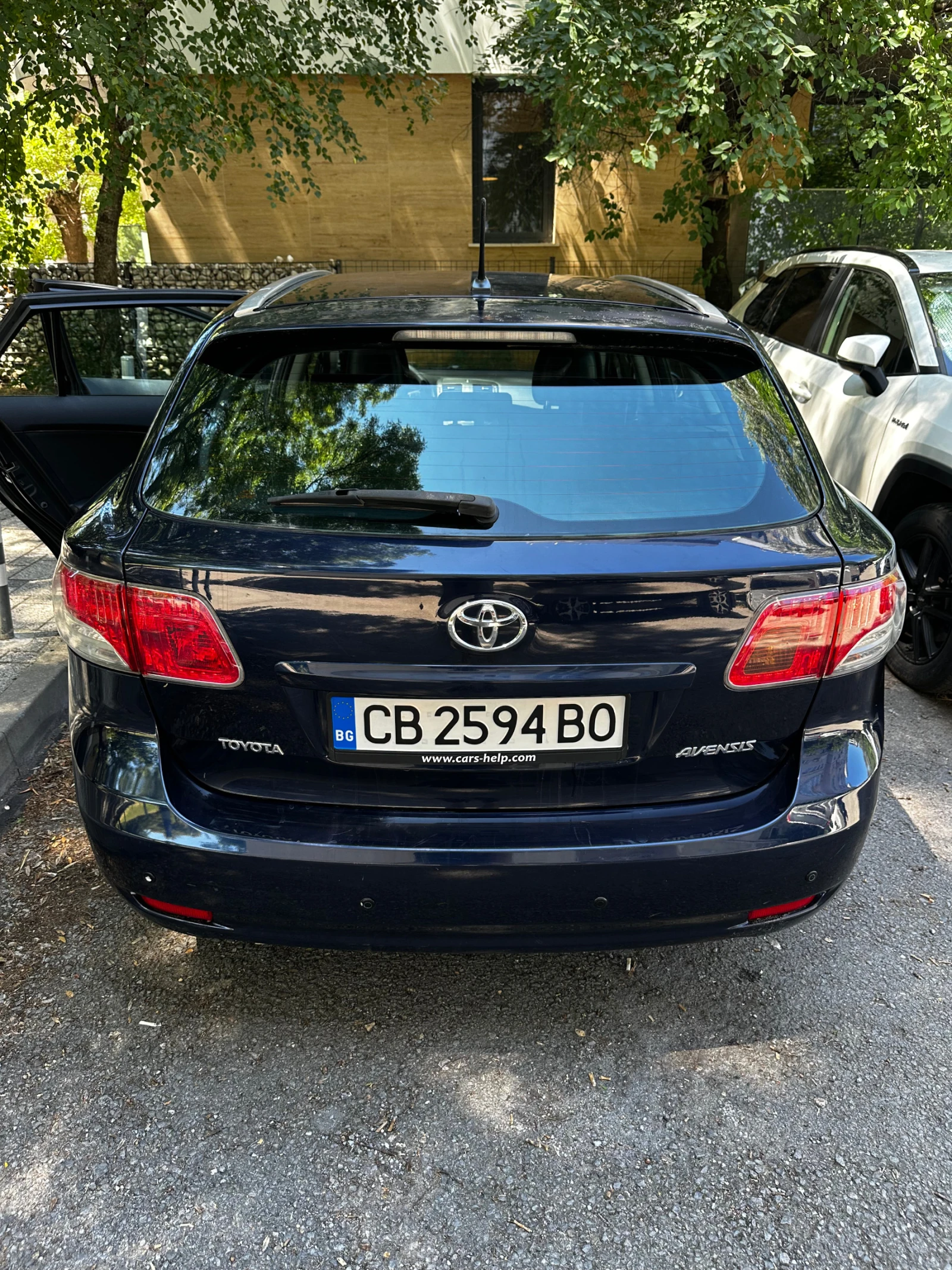 Toyota Avensis, снимка 2 - Автомобили и джипове - 56660030