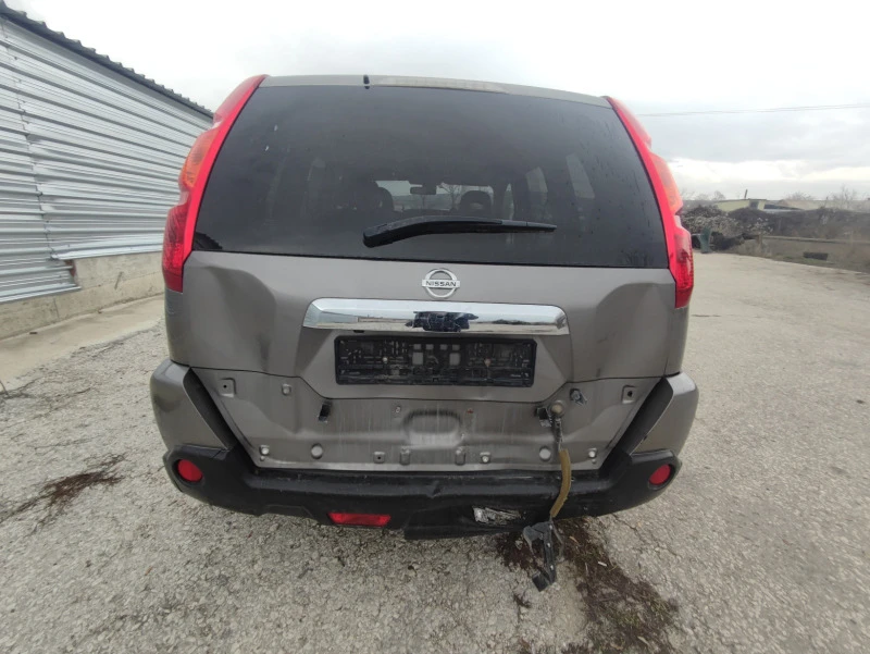 Nissan X-trail 2.0d Кожа камера , снимка 5 - Автомобили и джипове - 39278031