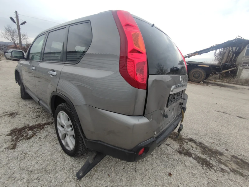 Nissan X-trail 2.0d Кожа камера , снимка 6 - Автомобили и джипове - 39278031