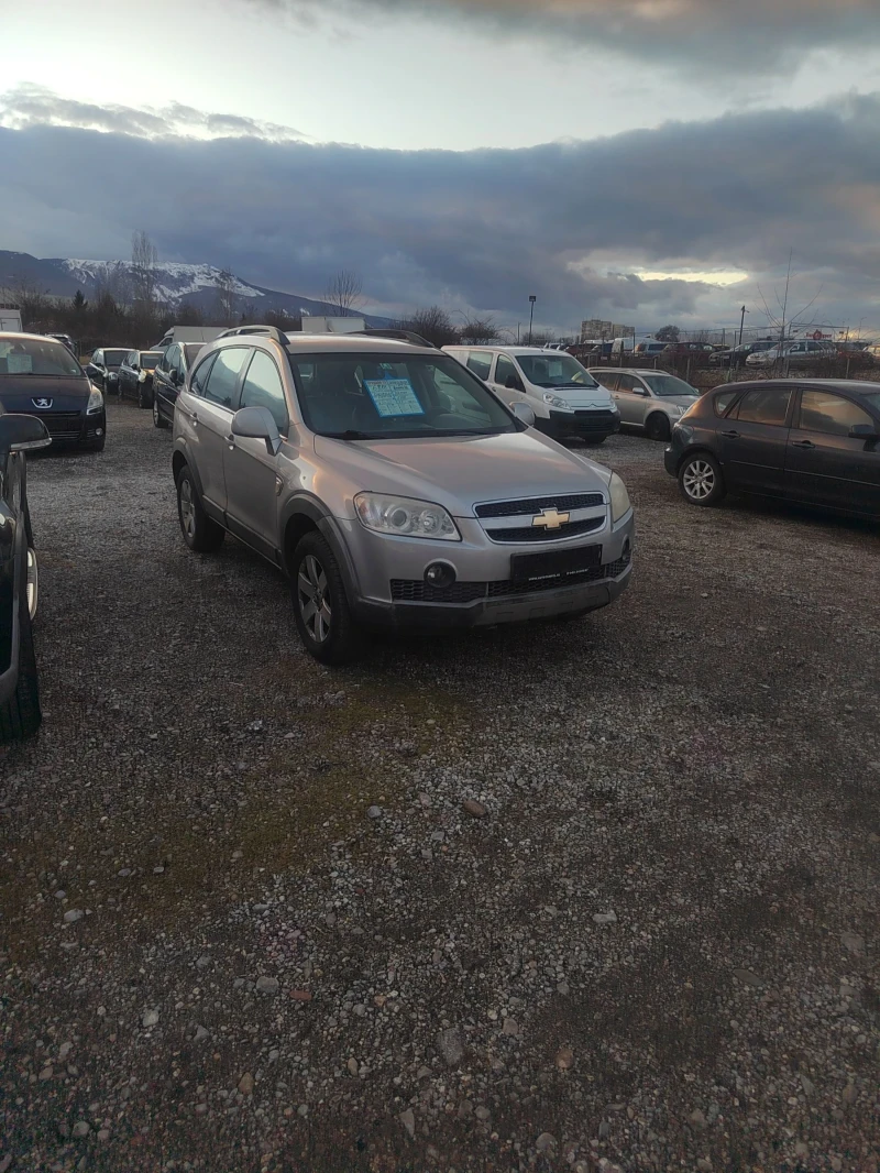 Chevrolet Captiva 2.4 BENZIN , снимка 3 - Автомобили и джипове - 48632349