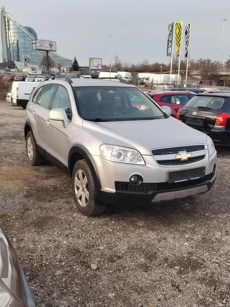 Chevrolet Captiva 2.4 BENZIN , снимка 1 - Автомобили и джипове - 48632349