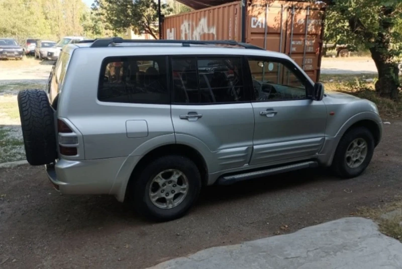 Mitsubishi Pajero 3.2 DID, снимка 3 - Автомобили и джипове - 48766172