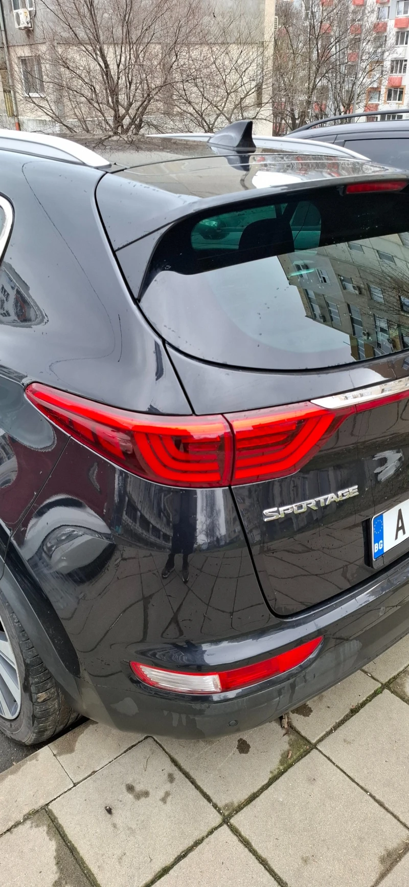 Kia Sportage 1, 7crdi, снимка 4 - Автомобили и джипове - 53393166