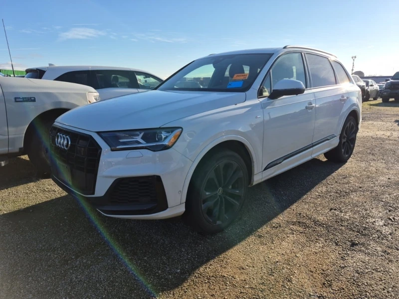 Audi Q7  / PROGRESSIV / DISTRONIC / ОБДУХВАНЕ / CARFAX