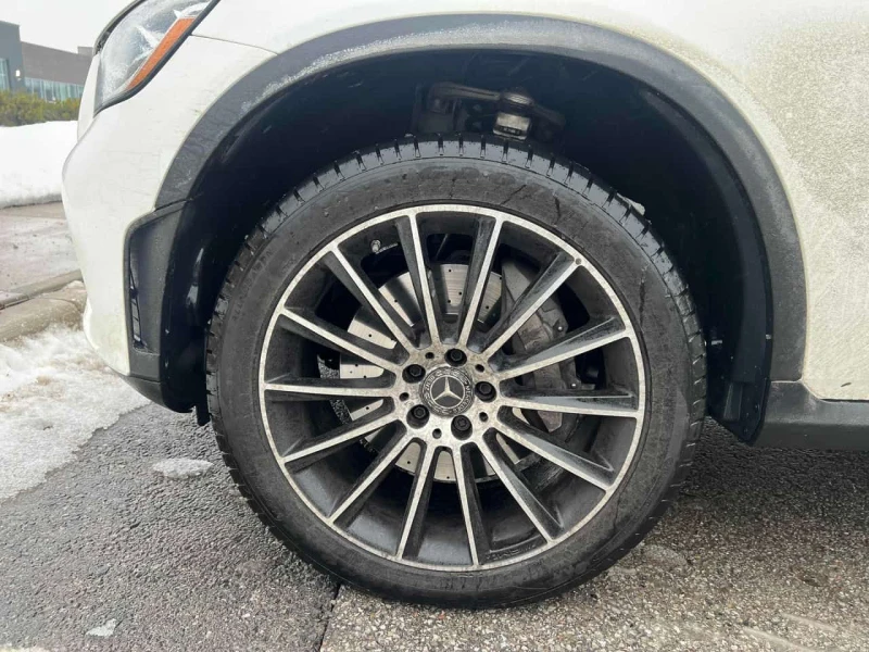Mercedes-Benz GLC 300 COUPE * CARFAX * ПОДГРЕВИ* ШИБЕДАХ, снимка 6 - Автомобили и джипове - 53567832