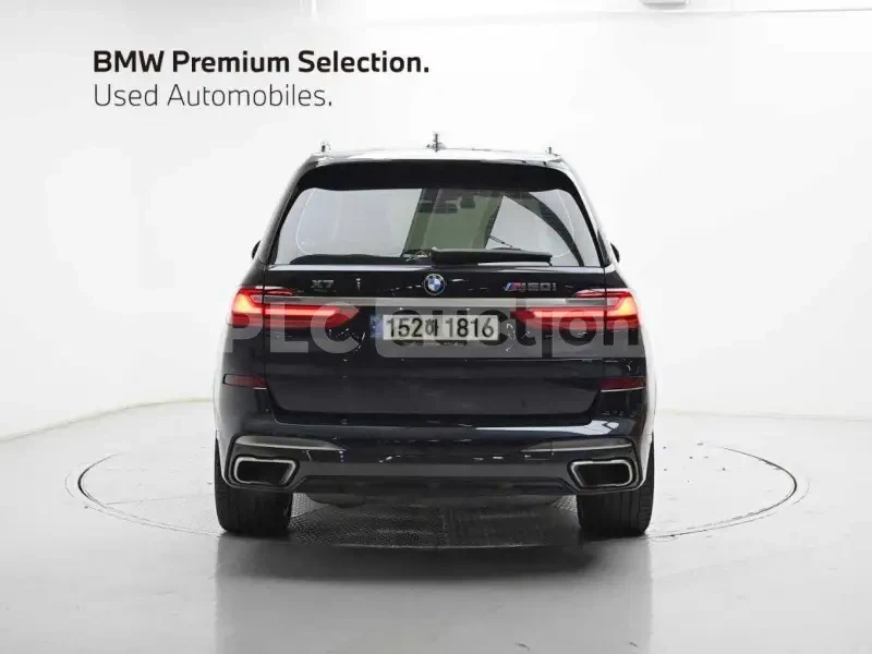 BMW X7 M50I* B&W AUDIO* TWO TONE* TV* ОБДУХ* MASSAGE* , снимка 4 - Автомобили и джипове - 54137983