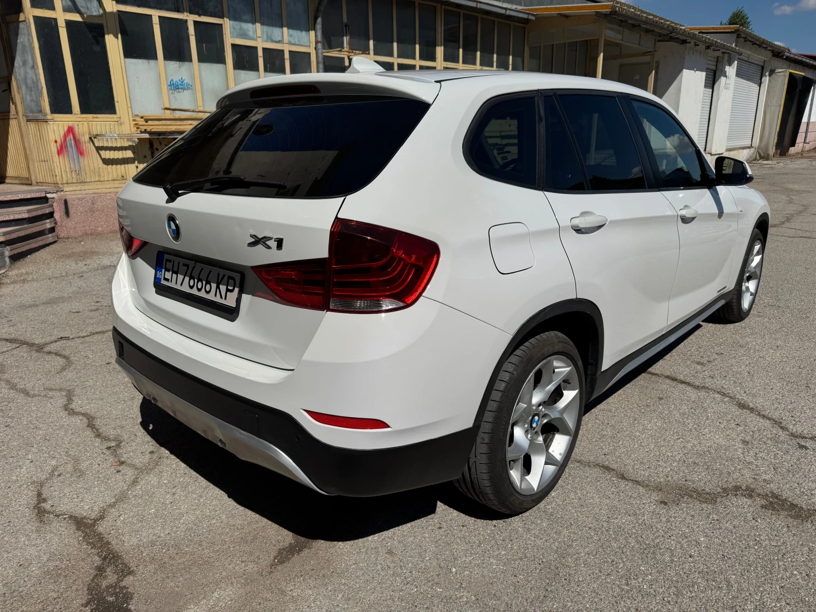 BMW X1 2.0 D XDrive / 8 ZF - изображение 6
