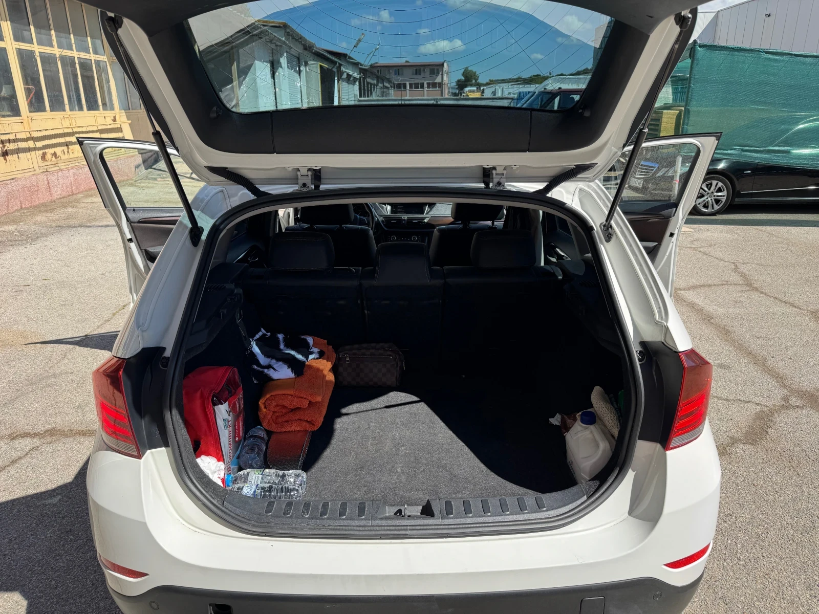BMW X1 2.0 D XDrive / 8 ZF - изображение 9