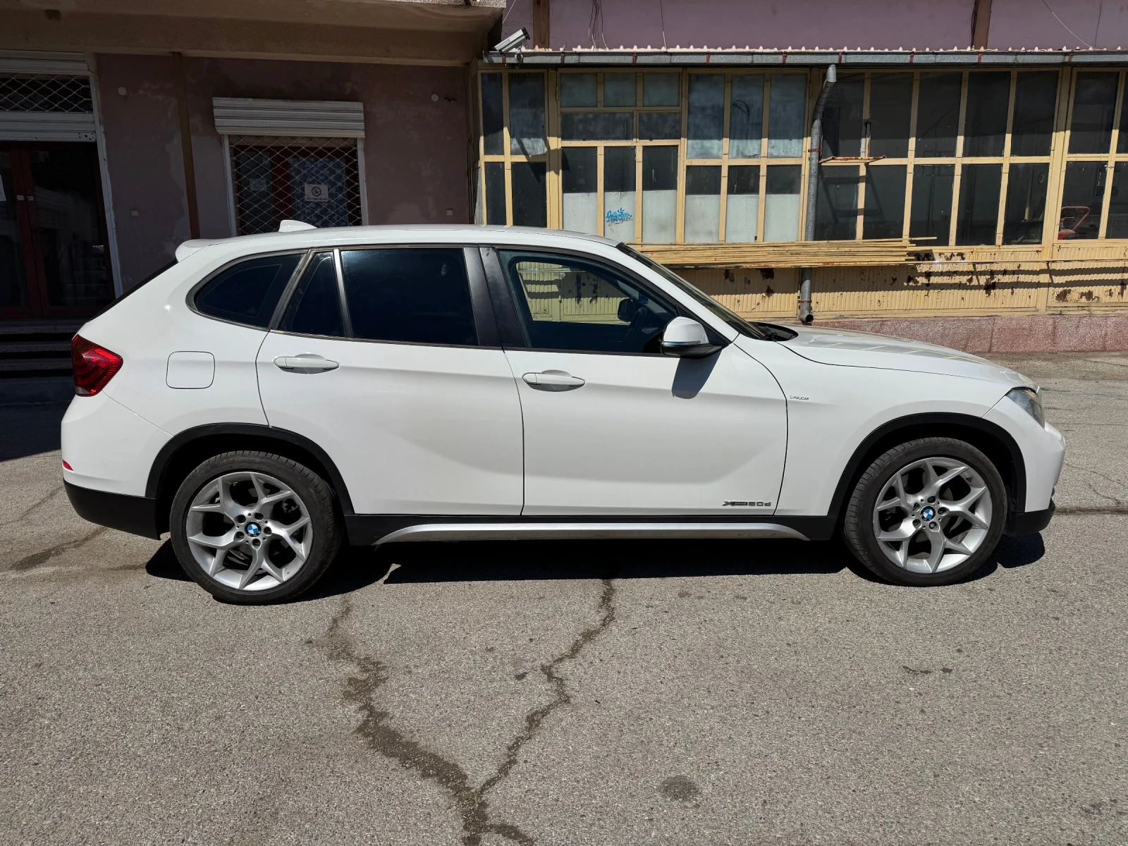 BMW X1 2.0 D XDrive / 8 ZF - изображение 7