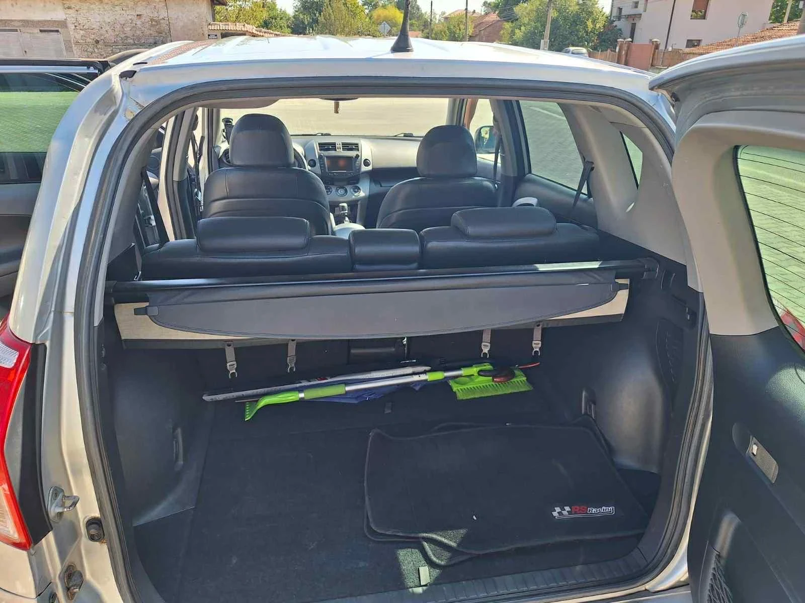 Toyota Rav4 2.2* D4D* 136 - изображение 8